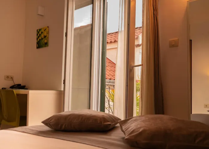 Slavija Culture Heritage Hotel